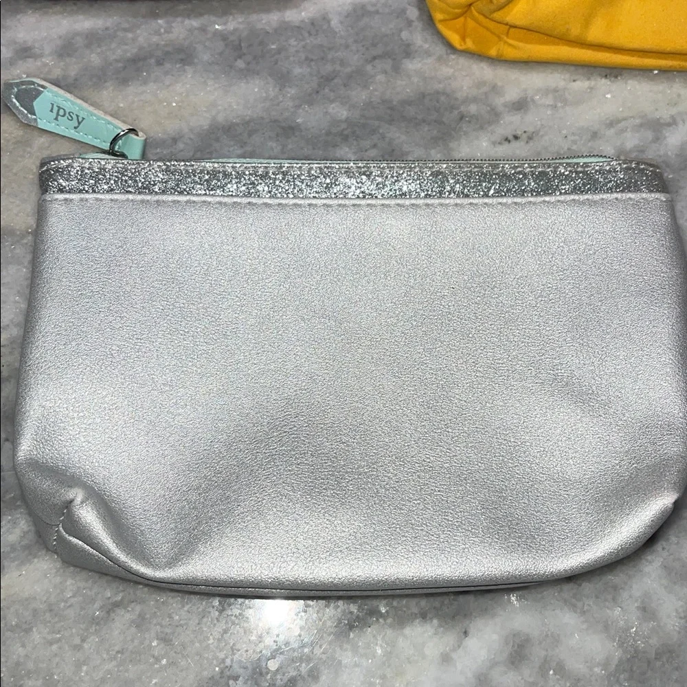 ipsy chic set